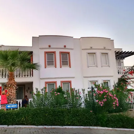 Holiday home Holiday Gardens Leylak 11